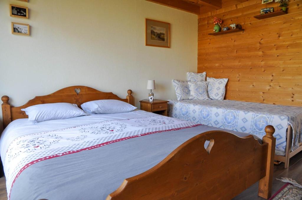 Postel nebo postele na pokoji v ubytování Bed & Breakfast l'Epicéa