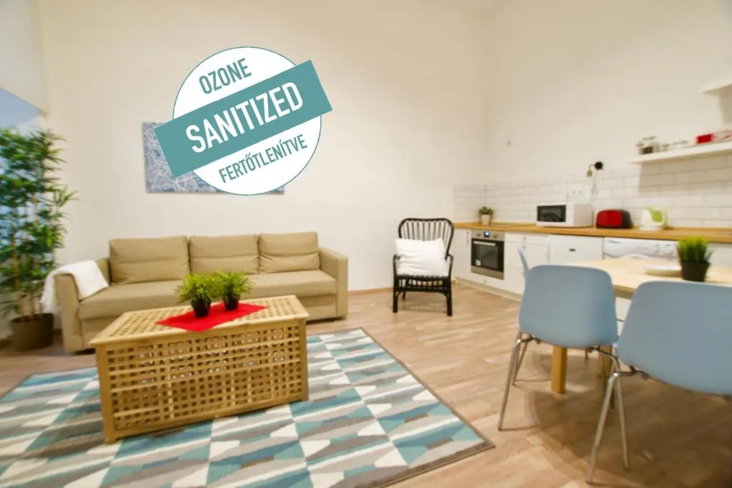 Standard Apartment by Hi5 - Erzsébet blv 29, Budapesta, Ungaria