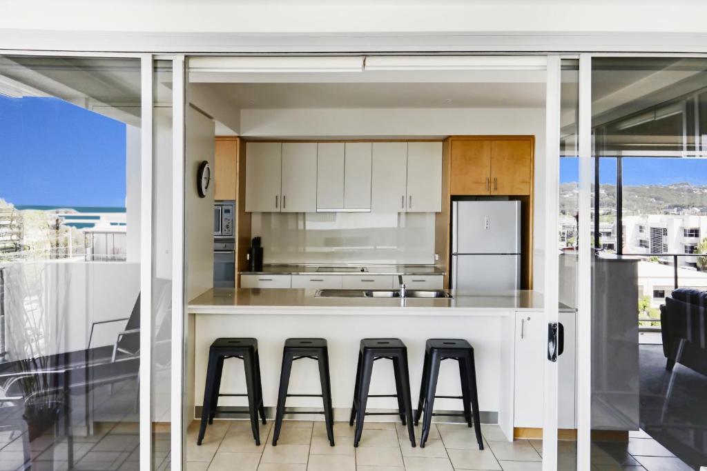 Space Holiday Apartments - 