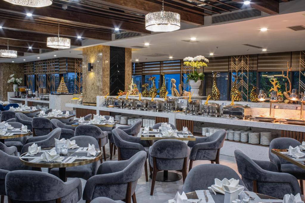 Restaurace v ubytování Muong Thanh Grand Da Nang Hotel