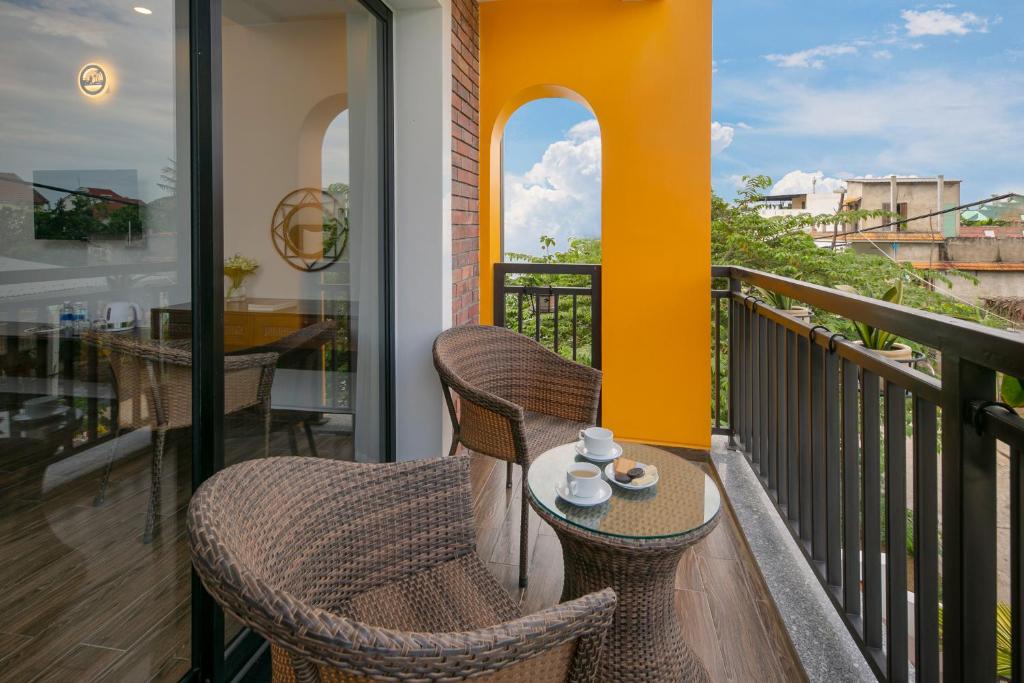 Balkón nebo terasa v ubytování Villa Blake Hoi An