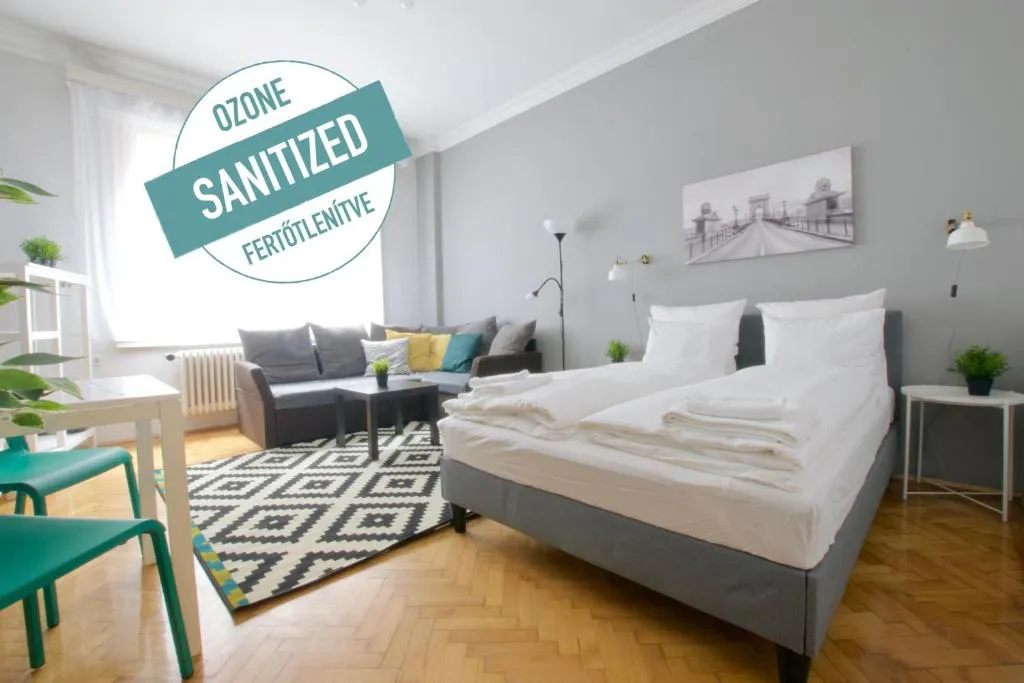 Standard Apartment by Hi5 - Asbóth 15, Budapest, Hungary