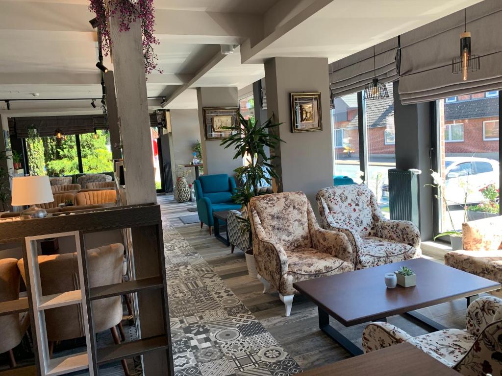 Posezení v ubytování Hotel Bispinger Hof