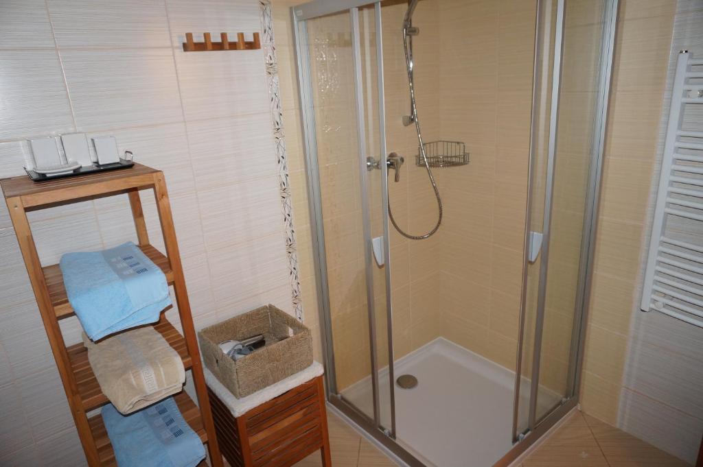 Koupelna v ubytování Apartmán KLAUDIA Tále