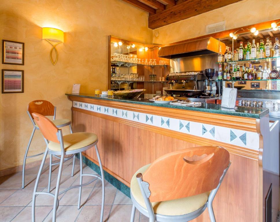 Hol lub bar w obiekcie Best Western Plus Hotel Le Rondini