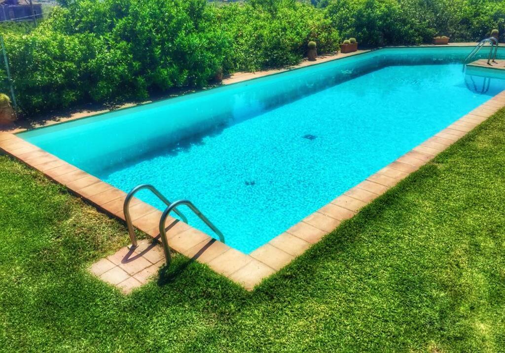 The swimming pool at or close to Borgo degli Aranci