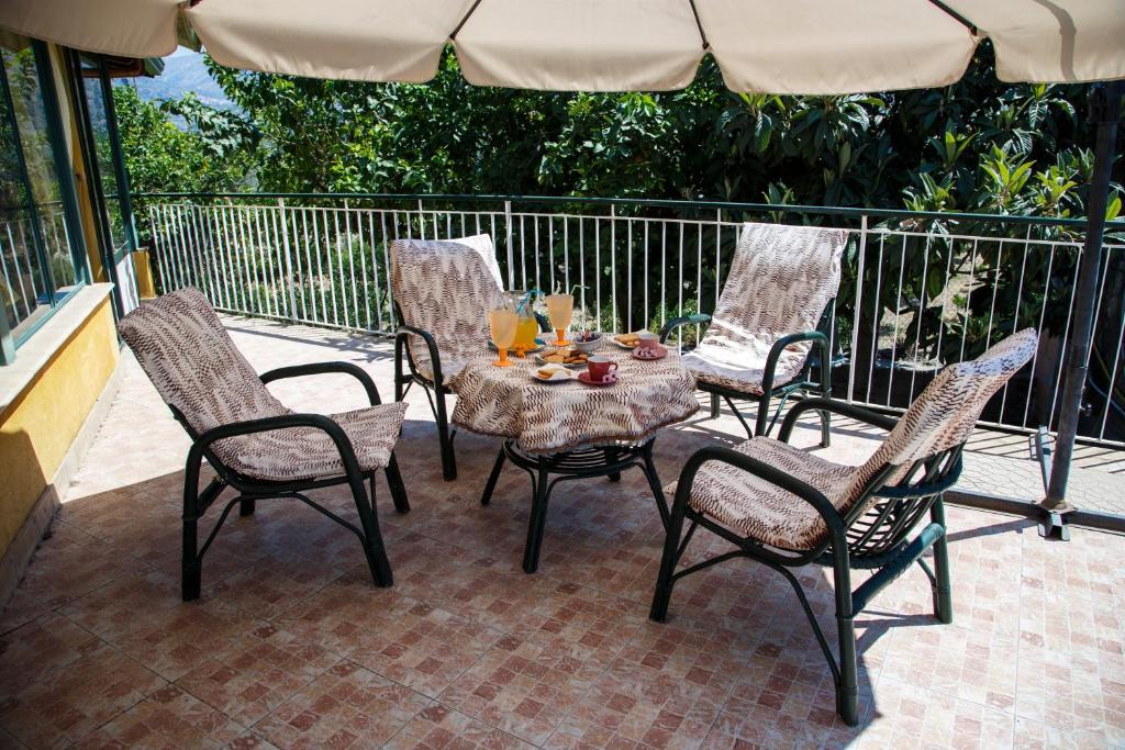 Balkón nebo terasa v ubytování Casa Vacanze Alcantara