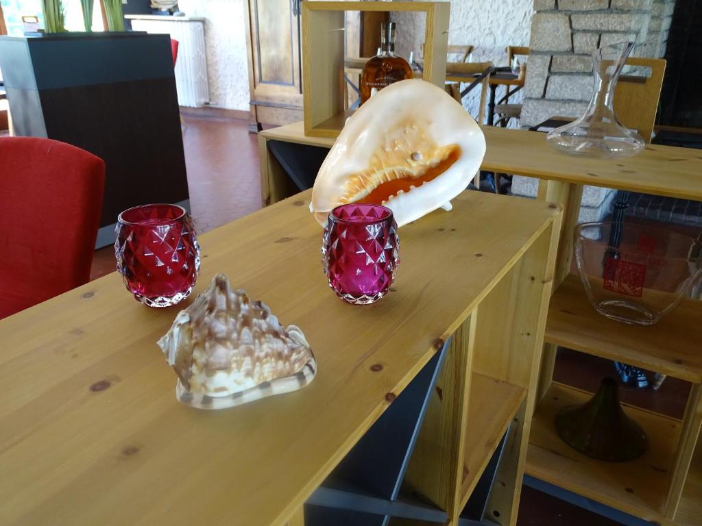 Fotografie z fotogalerie ubytování Hôtel Ambroise v destinaci Uzerche