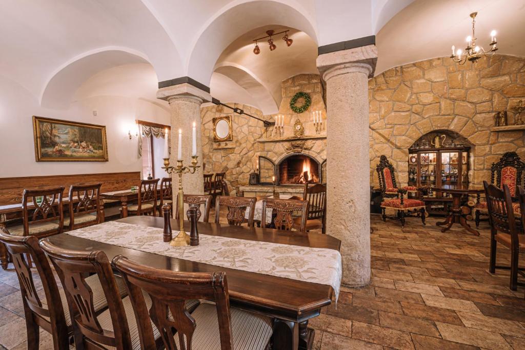 Posezení v ubytování Hotel Svatojánský Dvůr