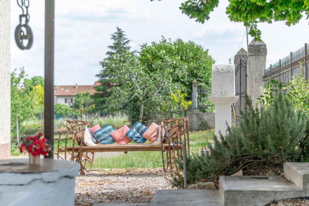 Ogród w obiekcie Rustico alla Quercetta