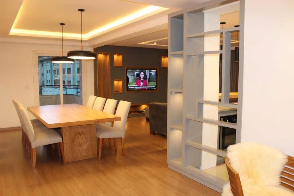 FLORES DA MONTANHA 203 A - 3 SUÍTES NA BORGES!  FLORES DA MONTANHA 203 A - 3 SUÍTES NA BORGES!