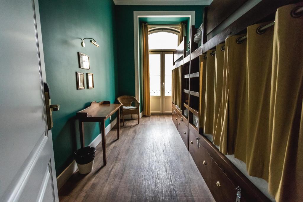 Home Lisbon Hostel - 9