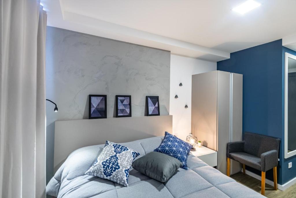  Studio Novo e Confortável - Centro da Cidade - AYN006