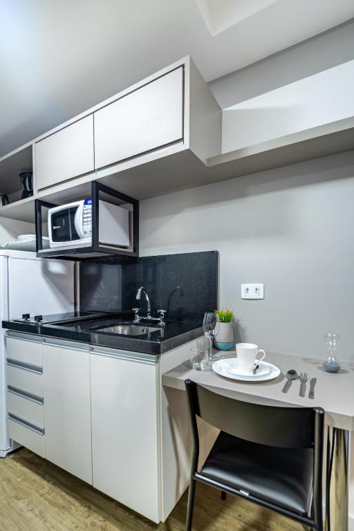  Studio Novo e Confortável - Centro da Cidade - AYN006