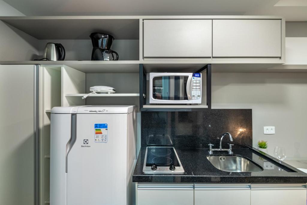  Studio Novo e Confortável - Centro da Cidade - AYN006