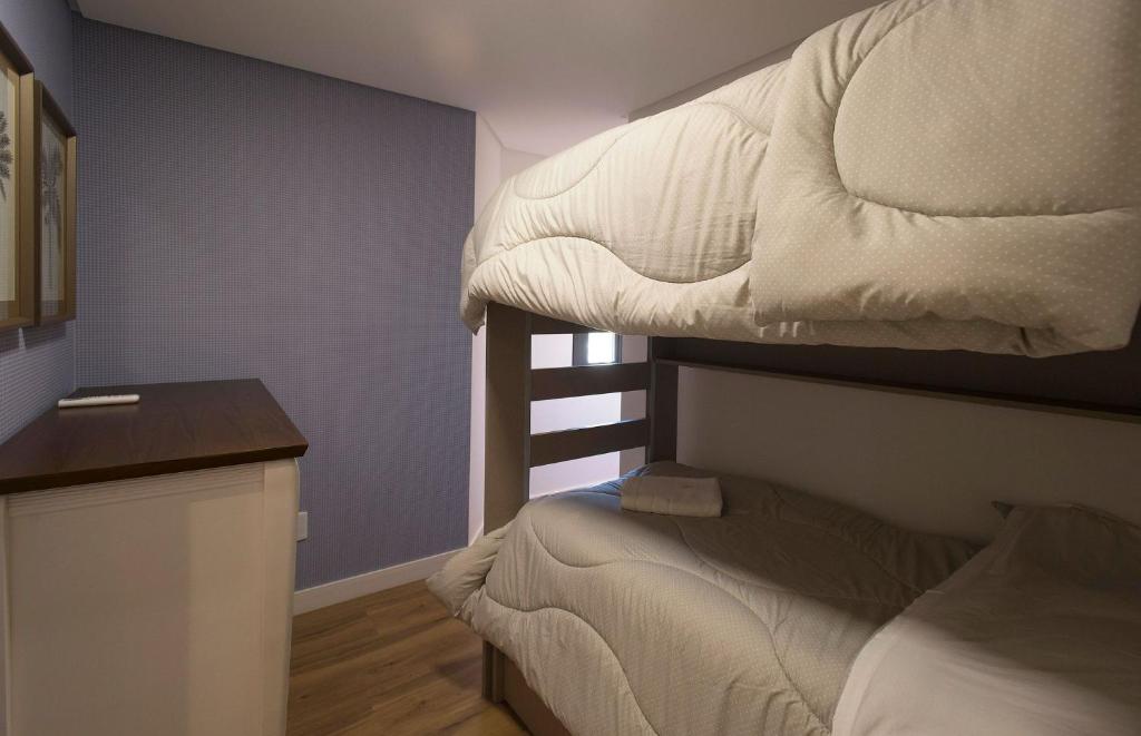  ALLURE 402 - 2 SUÍTES JUNTO AO LAGO DO NATAL LUZ!