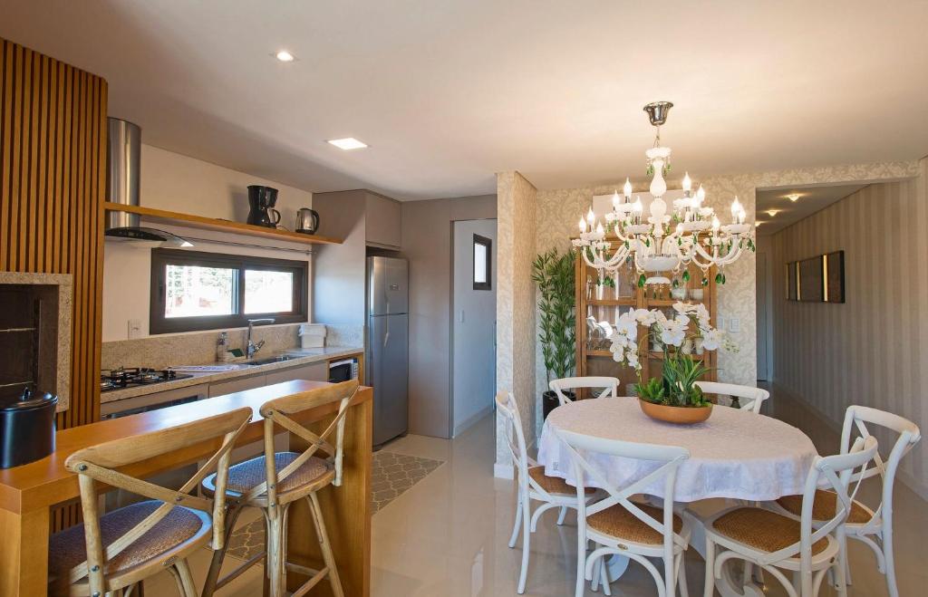  ALLURE 402 - 2 SUÍTES JUNTO AO LAGO DO NATAL LUZ!