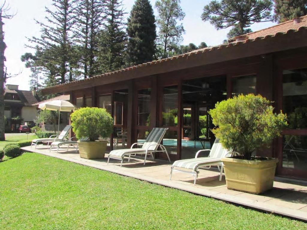 VILLA 306 - COBERTURA 3 DORM. EM COND. C/ PISCINA JUNTO AO CENTRO  VILLA 306 - COBERTURA 3 DORM. EM COND. C/ PISCINA JUNTO AO CENTRO