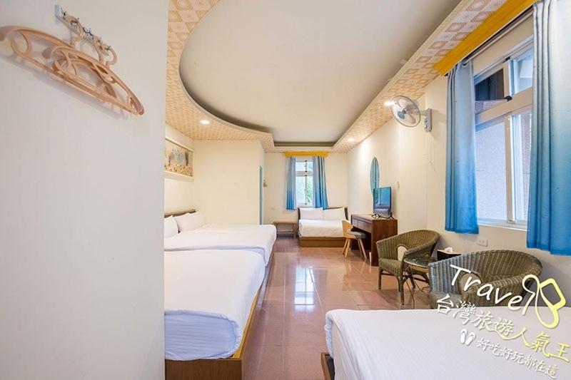 Postel nebo postele na pokoji v ubytování Blue Sea Romance B&B