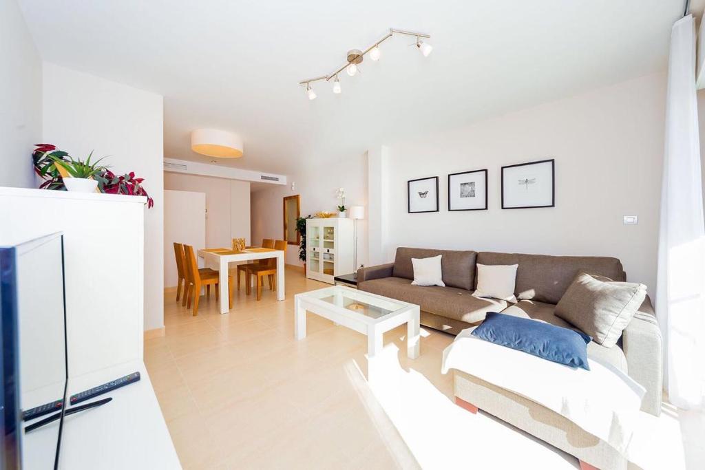 Posezení v ubytování Шикарная квартира на первой линии -Luxury apartment on the first line sea