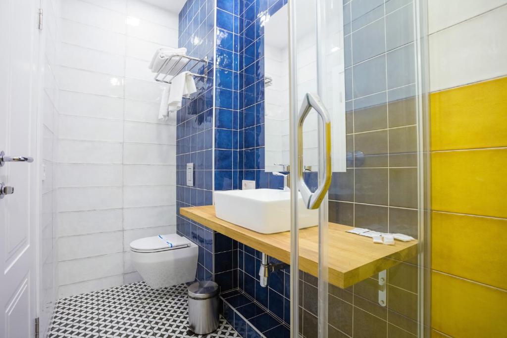 Koupelna v ubytování Partner Guest House Baseina