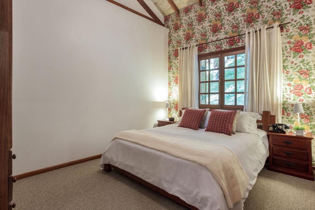  PARADISE HOTEL BOUTIQUE