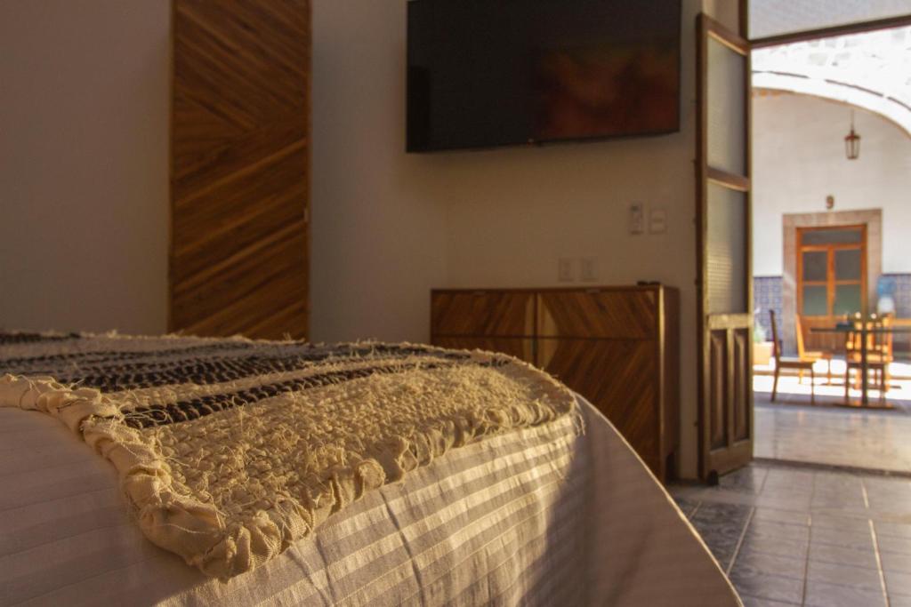 NaNa Vida Hotel Morelia - Habitación Deluxe Con Cama Extragrande
