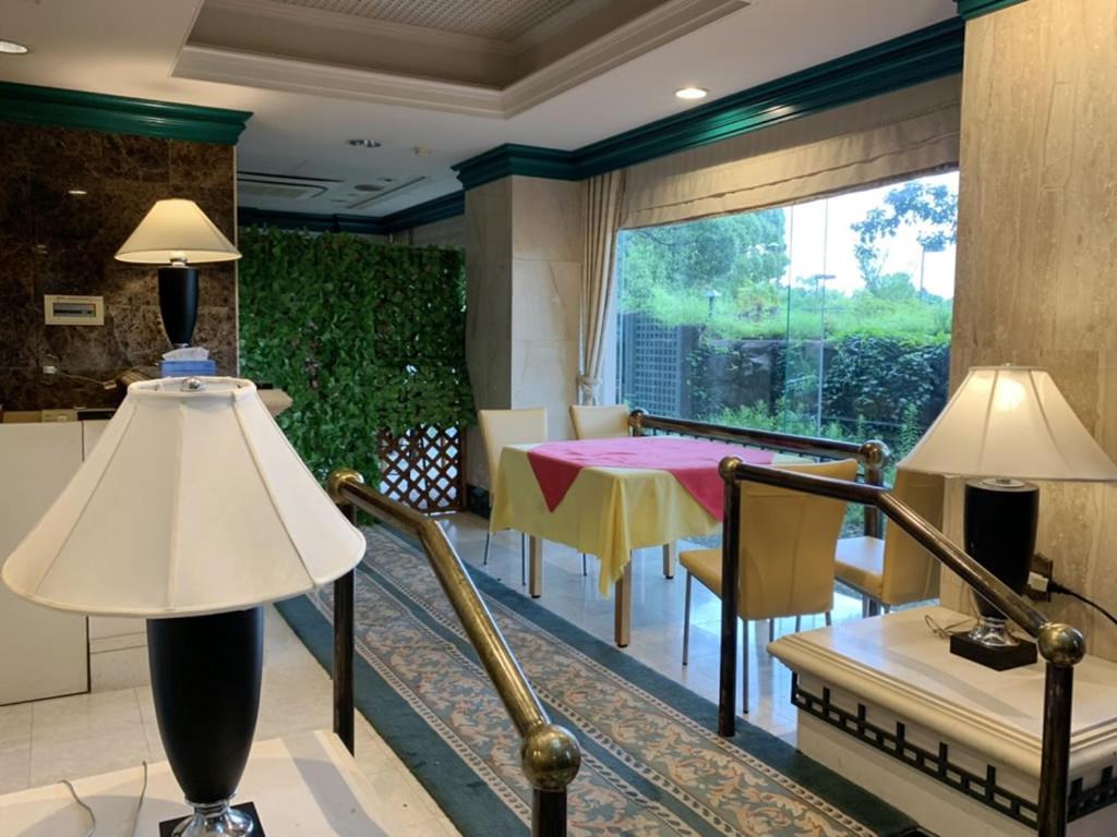 Posezení v ubytování Hotel Green Hill Otaki