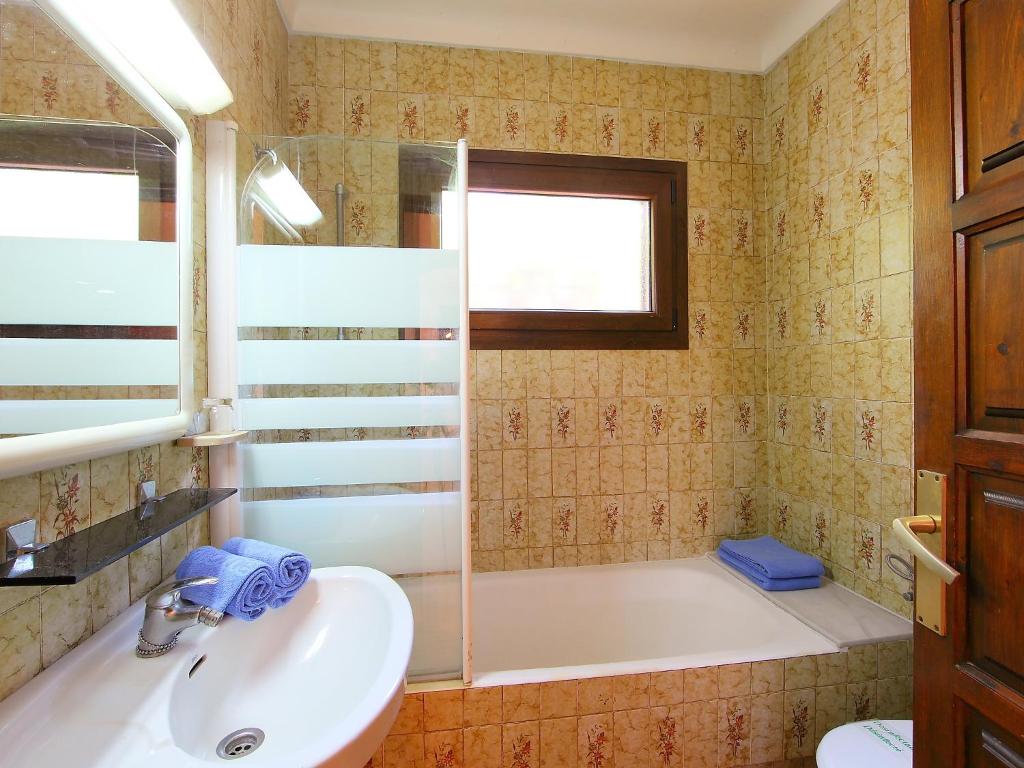 Kúpeľňa v ubytovaní Holiday Home Falconera by Interhome