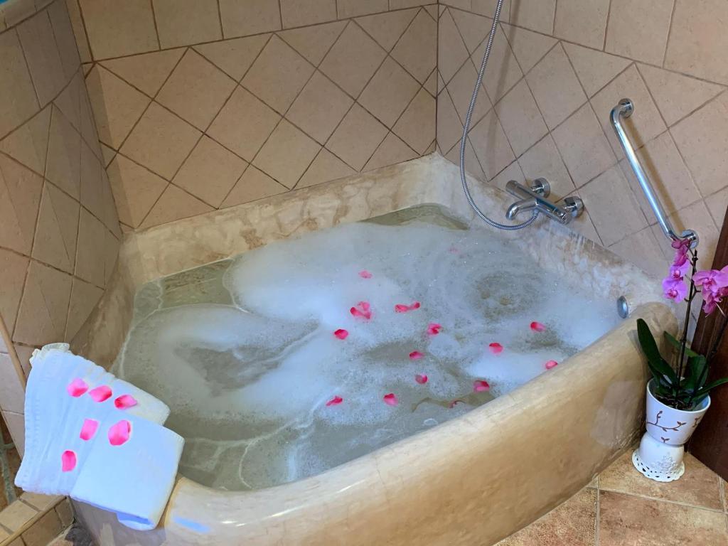 Kúpeľňa v ubytovaní Hotel Rural Molino del Puente Ronda