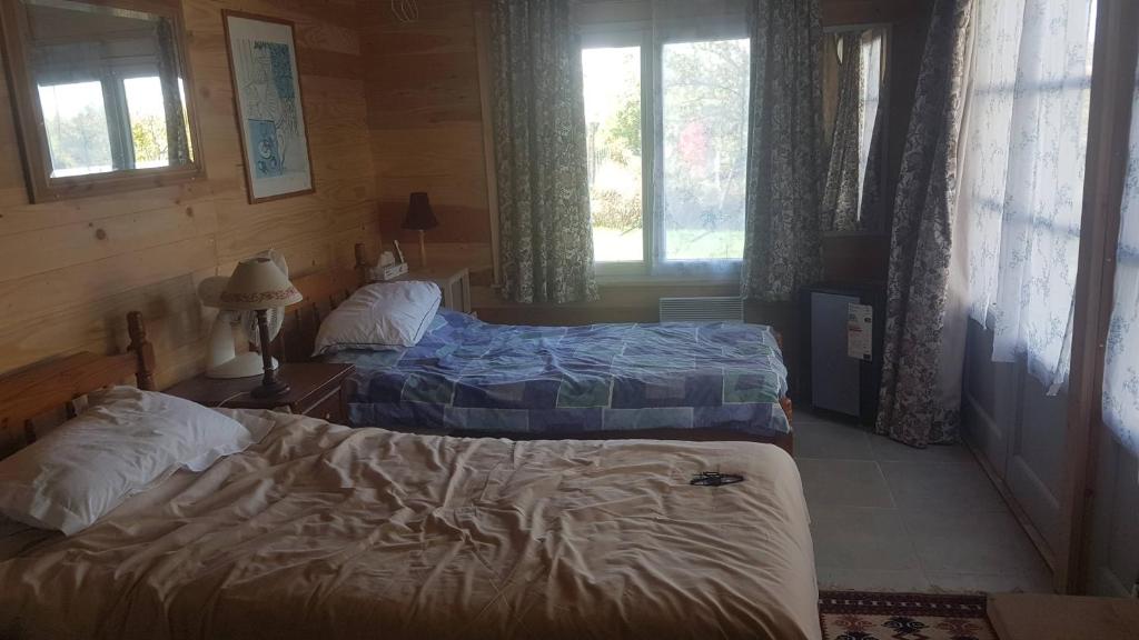 Holiday Chalet 1 set in beautiful country side - One-Bedroom Chalet
