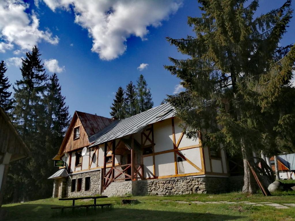 The building in which Az üdülőközpontot is located