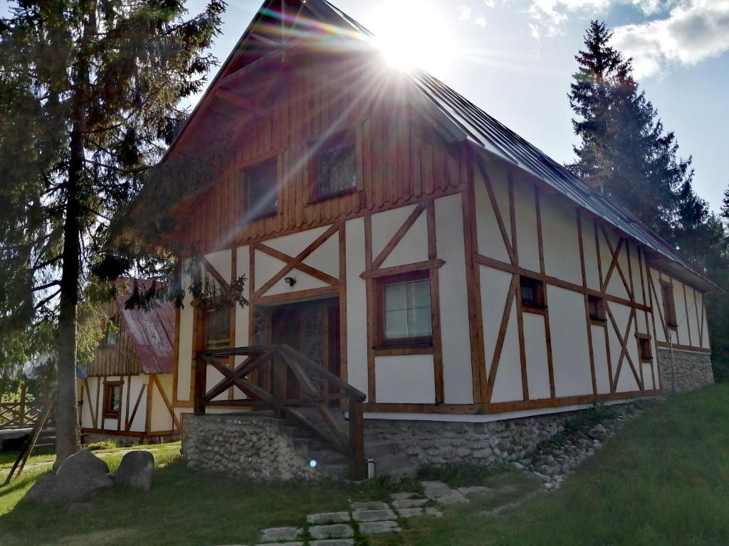 The building in which Az üdülőközpontot is located