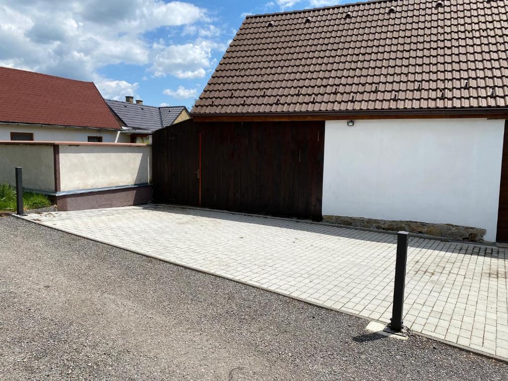 Budova, kde se prázdninový dům nachází