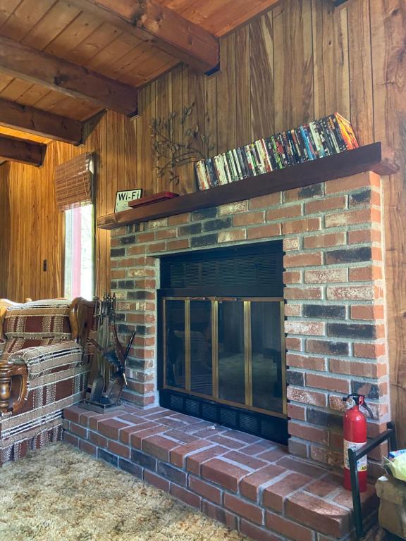 Fotografie z fotogalerie ubytování Saw Creek Cabin - Regent Hilltop v destinaci Bushkill