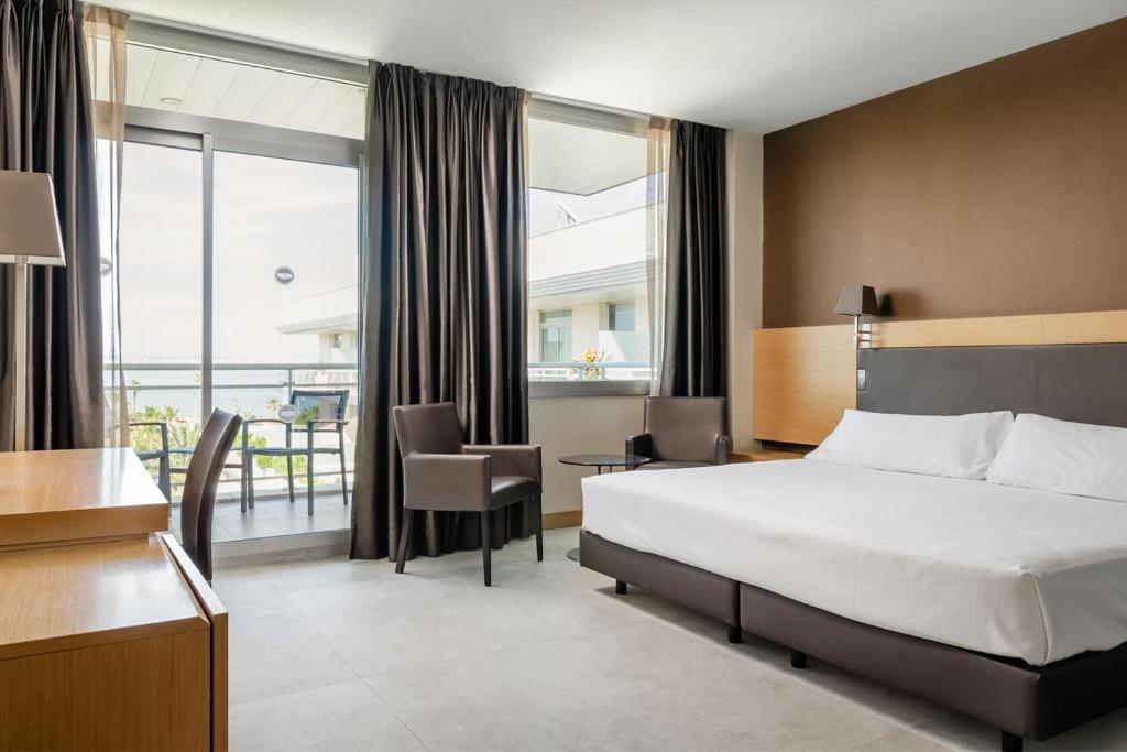 Postel nebo postele na pokoji v ubytování Gran Palas Hotel - Spa incluido