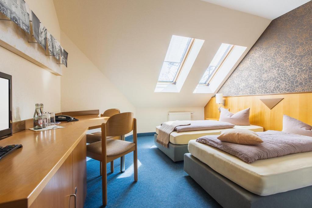 Posezení v ubytování WAGNERS Seehotel Schleusingen