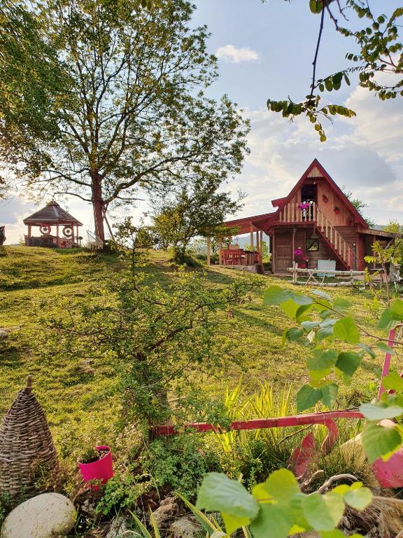 Zahrada ubytování Log cabin Uvac (Vikendica Saponjic)