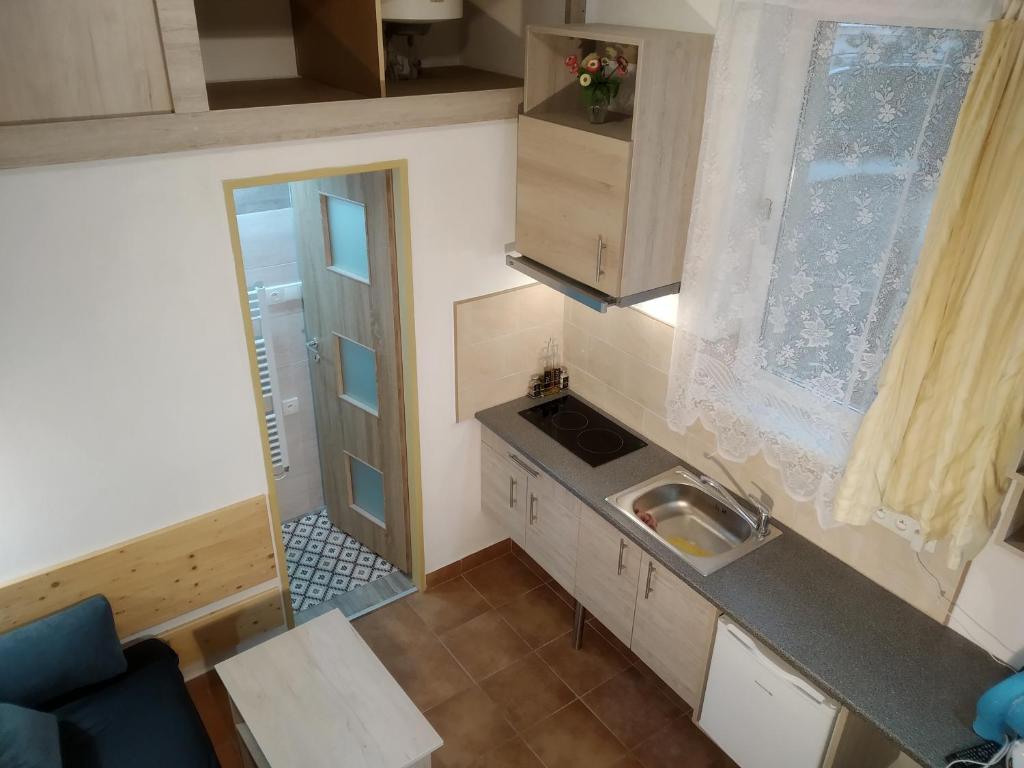 Minidomeček - Housity