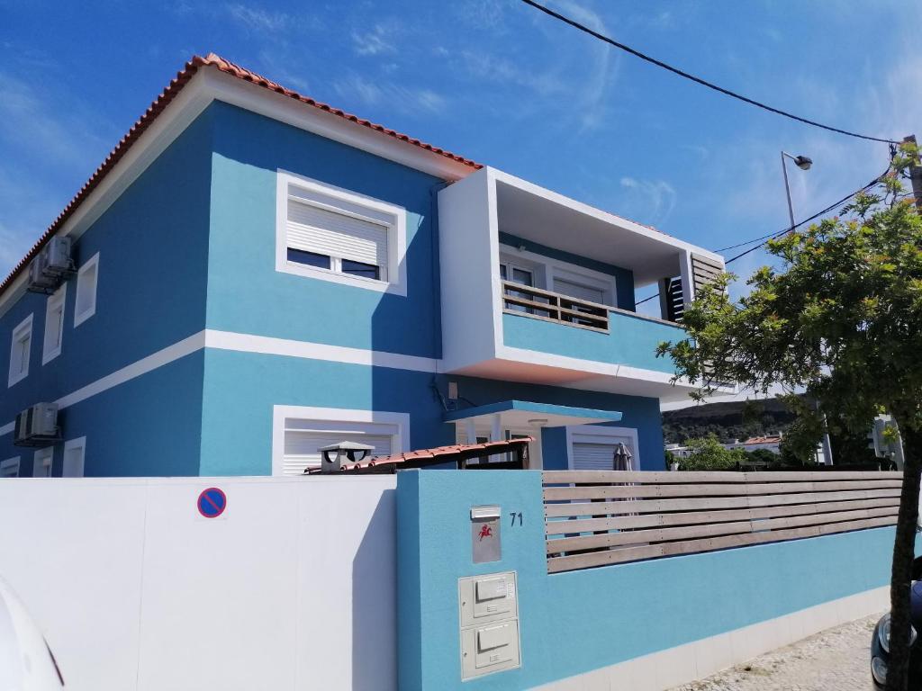 Lisbon Beach Apartments 3