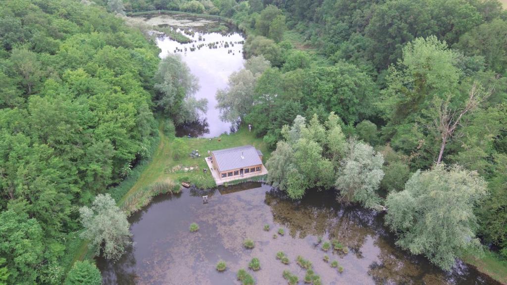 La cabane du pont du Douet - Vakantiehuis