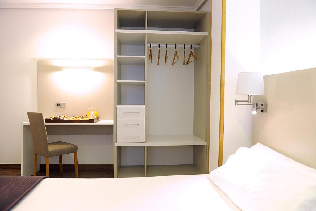 Hotel El Churra - Classic Triple Room