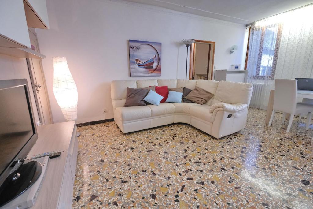 A seating area at Venice Life