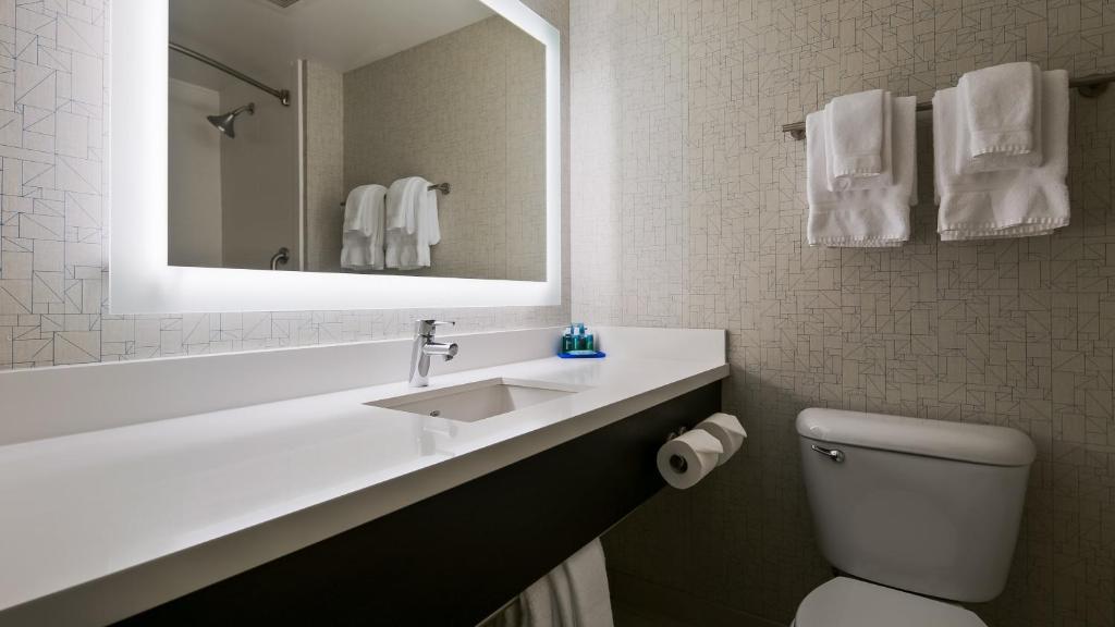 Holiday Inn Express Hotels & Suites Burlington by IHG - Suite De Un Dormitorio