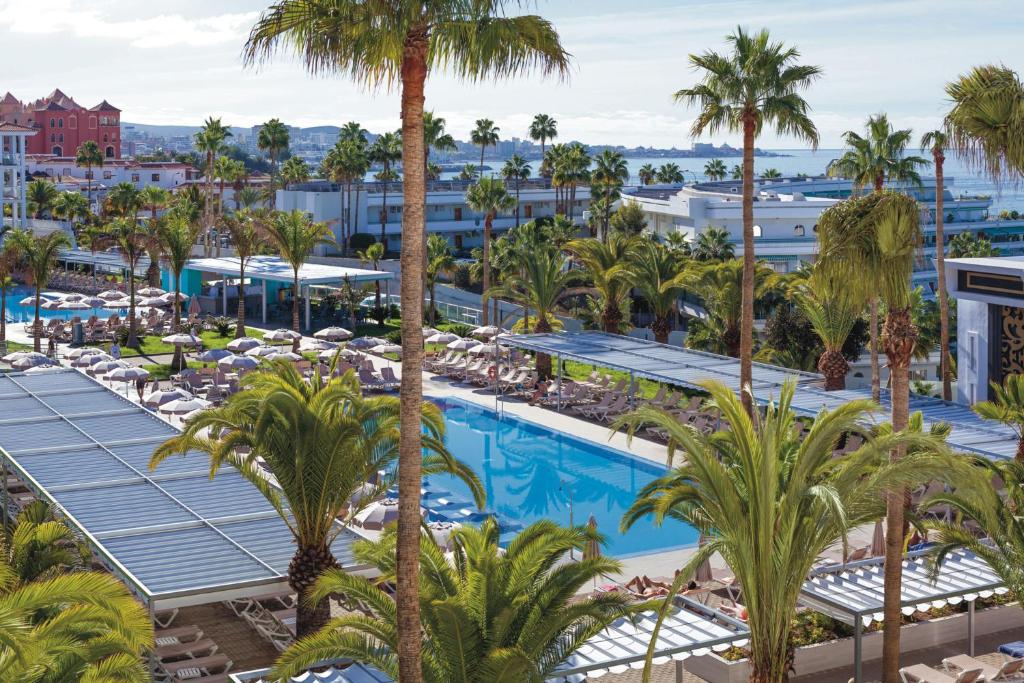 Bazén v ubytování Hotel Riu Arecas - Adults Only nebo v jeho okolí