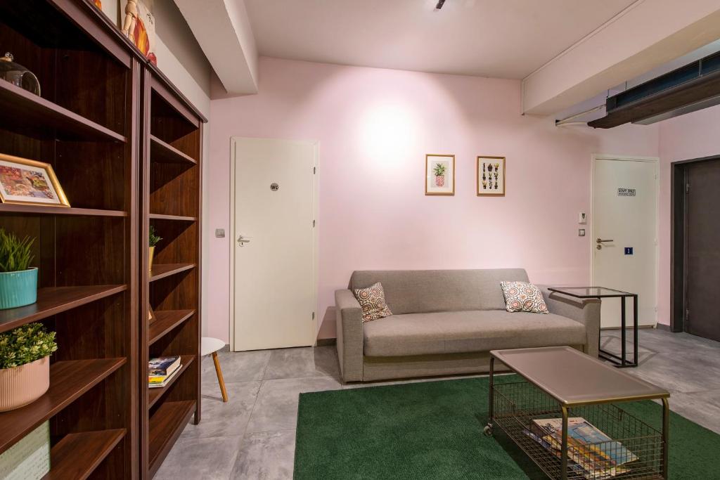 Χώρος καθιστικού στο Bedbox Hostel