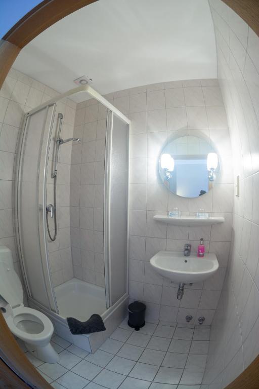 Koupelna v ubytování Hotel Klosterturm
