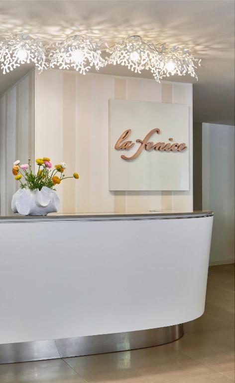 Fotografie z fotogalerie ubytování Hotel La Fenice v Rimini