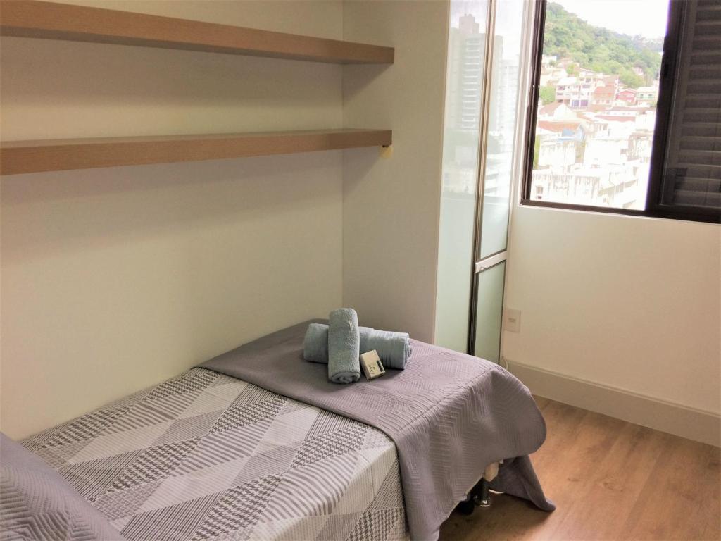  Apartamento Fino com Vista para Beiramar