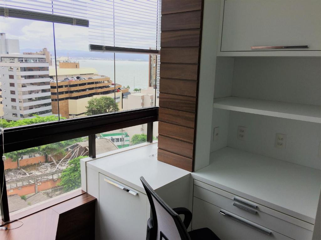  Apartamento Fino com Vista para Beiramar